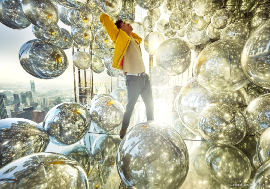 Balcó de vidre Levitation a l'observatori SUMMIT One Vanderbilt