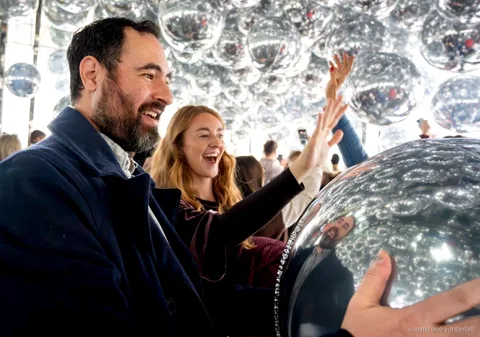 Guided Grand Central Terminal tour paired with SUMMIT One Vanderbilt tickets