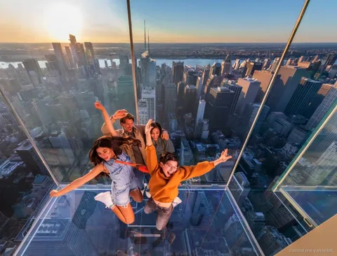 Entrada SUMMIT One Vanderbilt con traslado privado en Manhattan