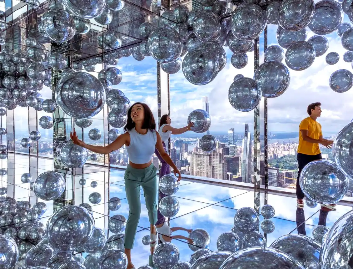 Tour por Midtown Manhattan que termina com ingressos SUMMIT One Vanderbilt